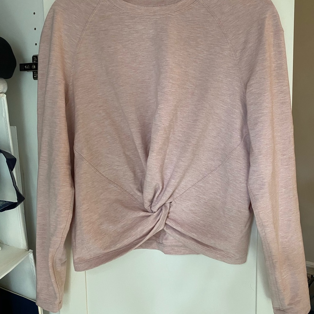 Lululemon workout sweatshirt